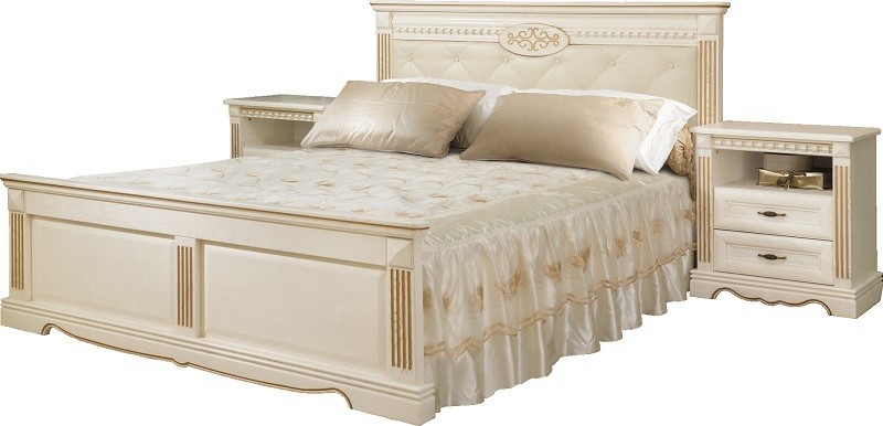 Кровать "Афина" с патинированием (с изножьем, с декором и мягким изголовьем из экокожи)